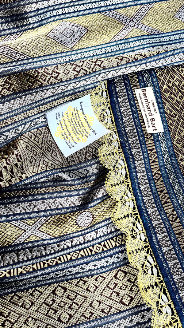 SB-15 Minangkabau selendang (tarawai)