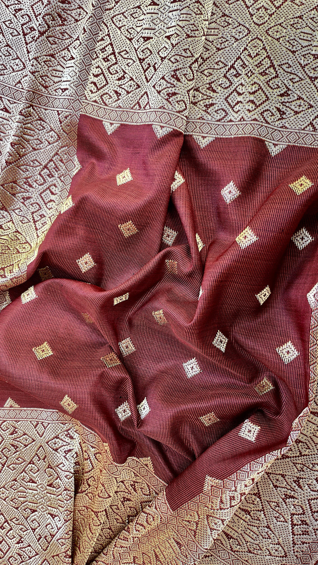 SB-19 Minangkabau head cloth (destar)