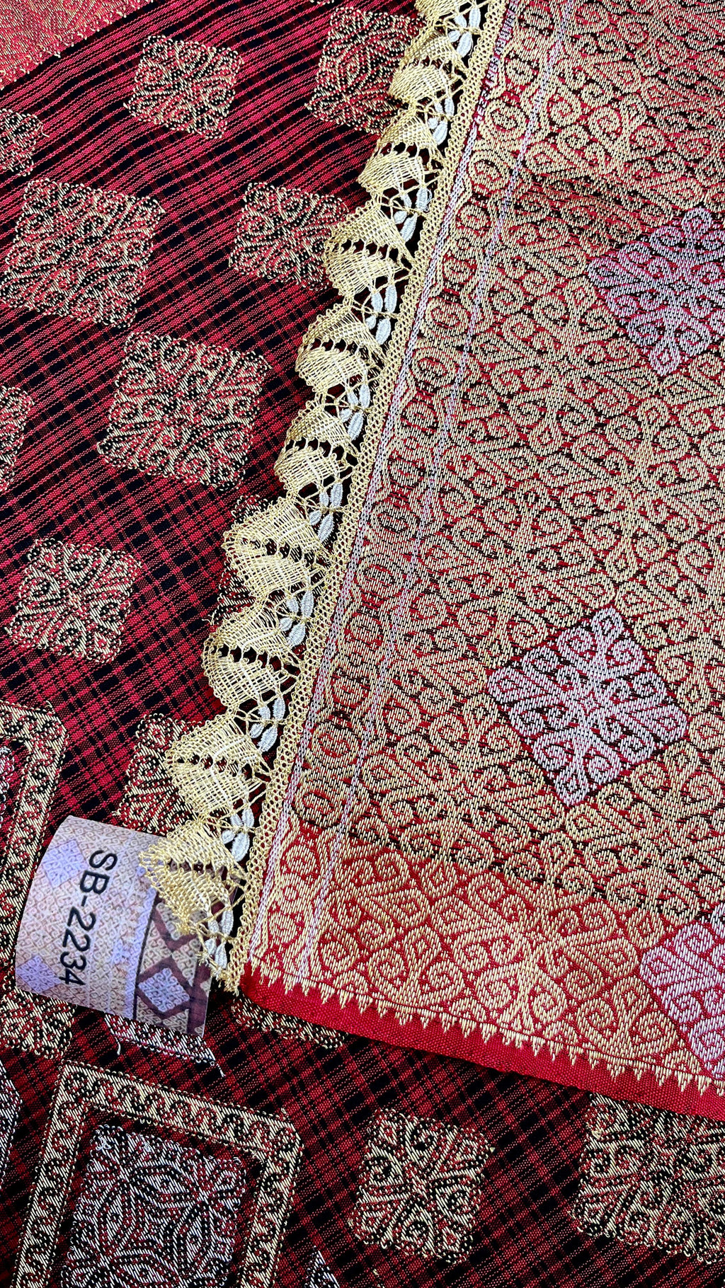 SB-22 Minangkabau selendang
