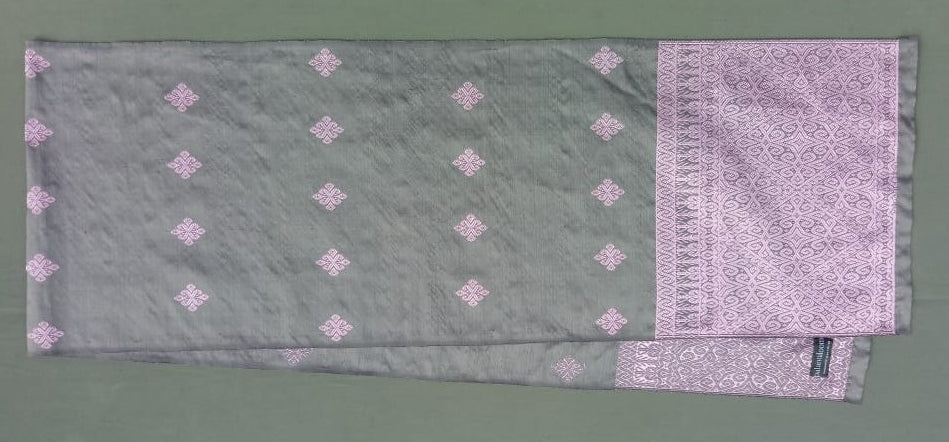 SB-42 scarf with Minangkabau motif
