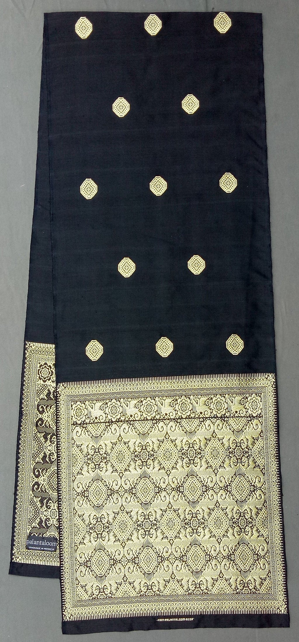 SB-52 scarf with Palembang motifs