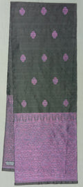 SB-53 scarf with Minangkabau motifs